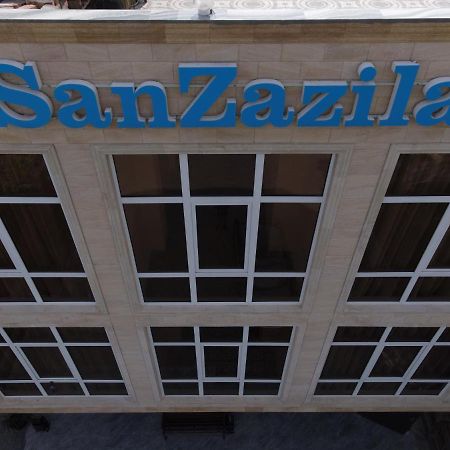 ホテルSanzazila グダウタ エクステリア 写真