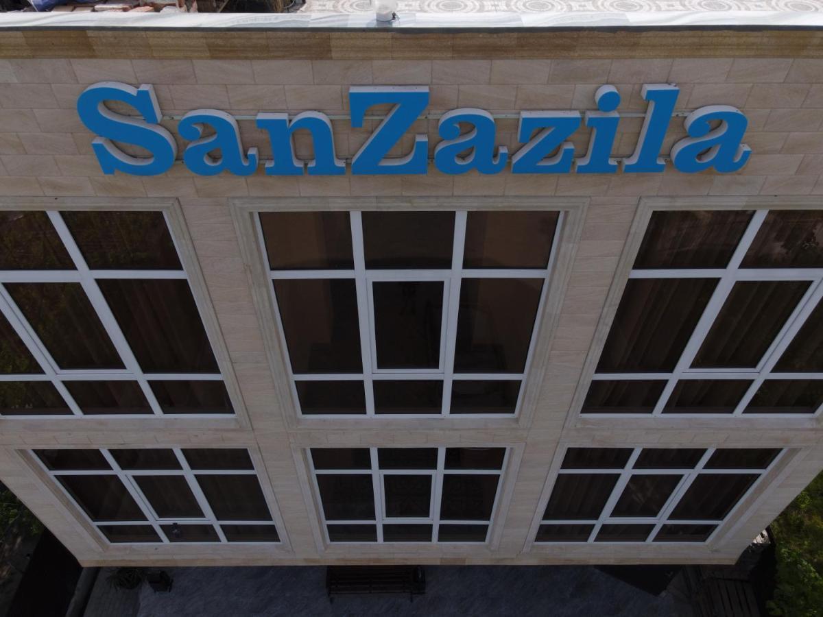 ホテルSanzazila グダウタ エクステリア 写真